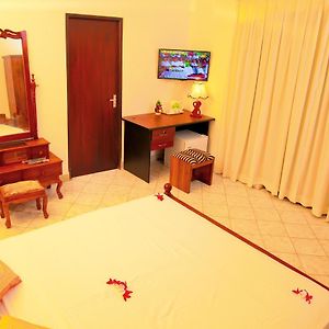 Standard Zimmer mit Kingsize-Bett